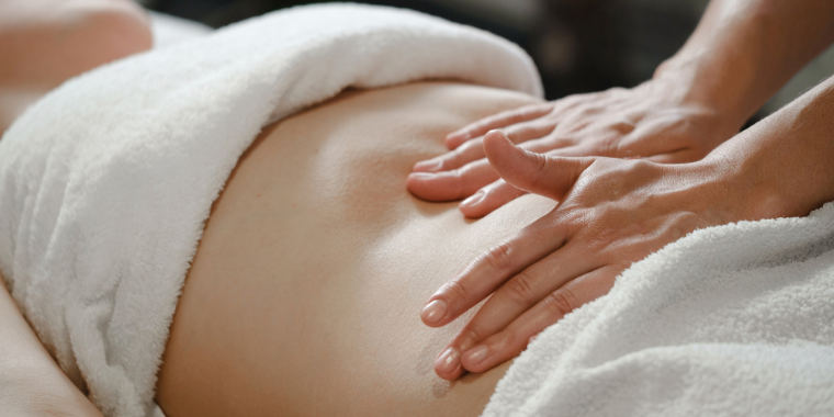 Le massage Belly Revolution® pour remettre en mouvement l'énergie vitale